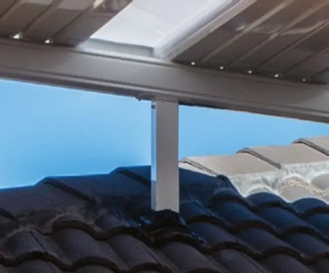 Stratco Outback roof with rooflite panel detail