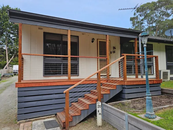 Front Porch Deck & Stairs