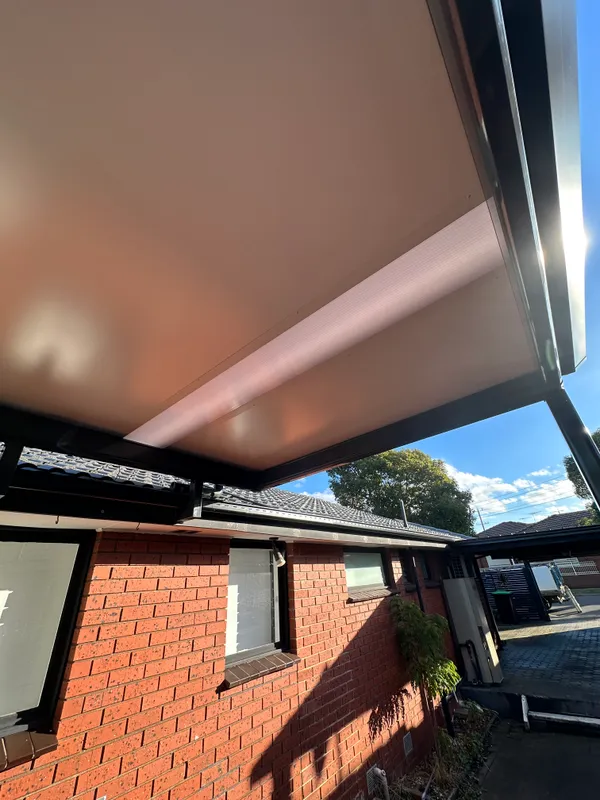 Cooldek insulated patio ceiling with translucent Rooflite panel