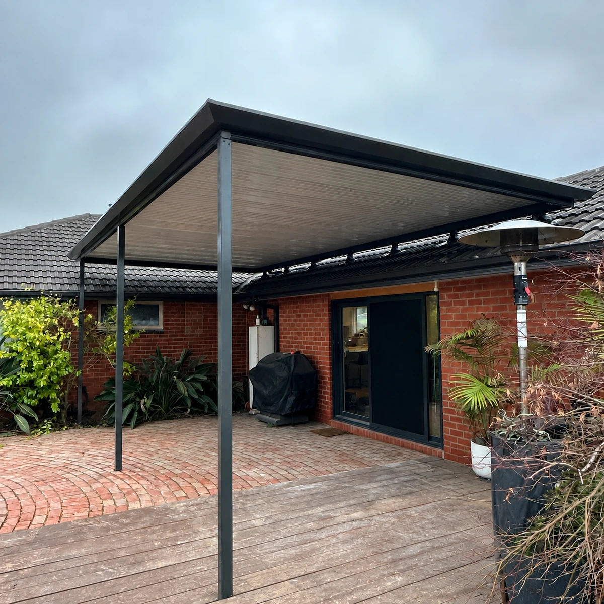 Stratco Outback Flat Patio in Thunder in Bayswater
