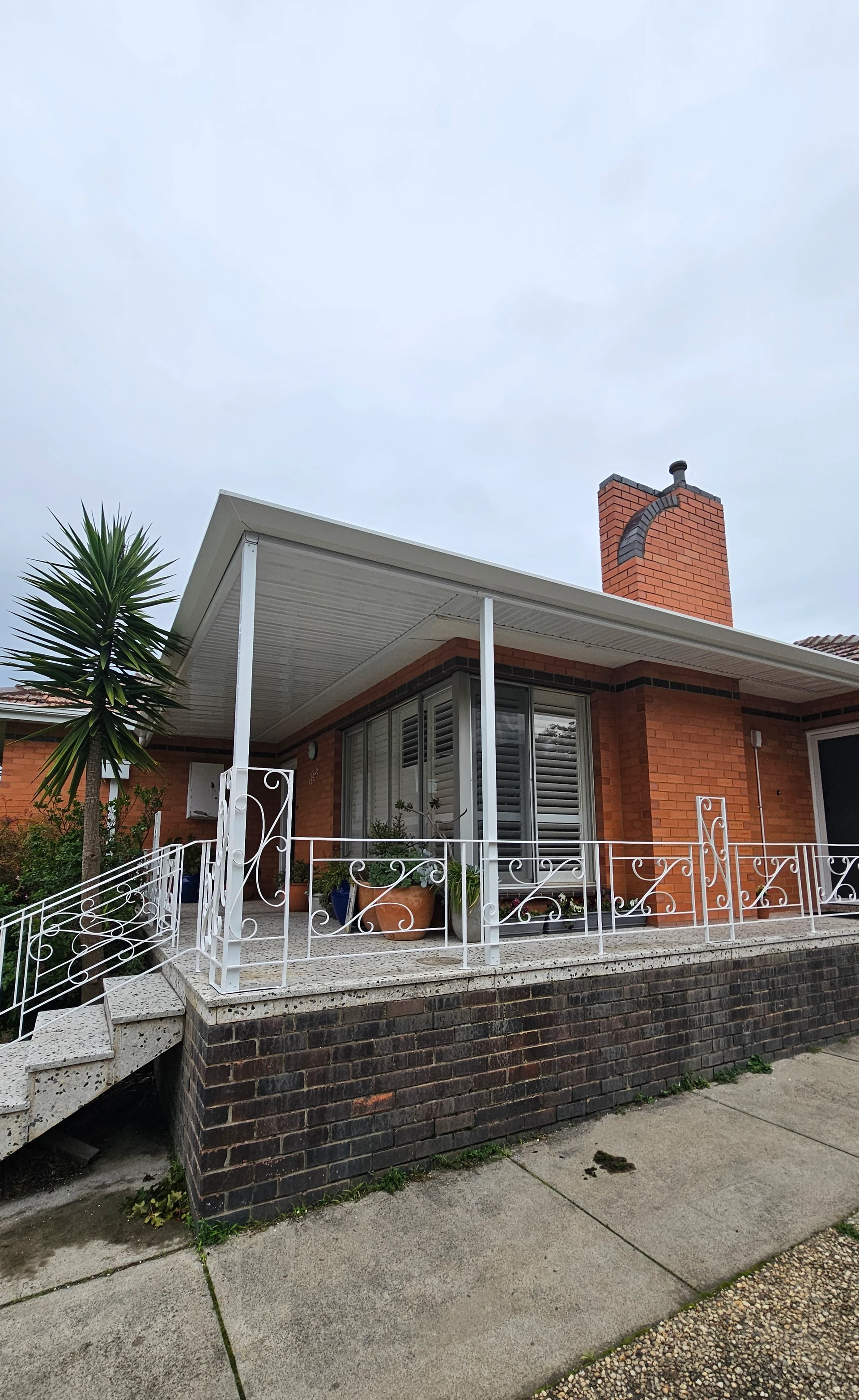 White Stratco Outback Flat Verandah