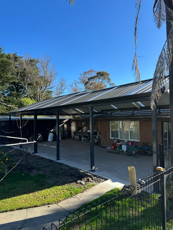 Stratco Outback Split Gable – 70th